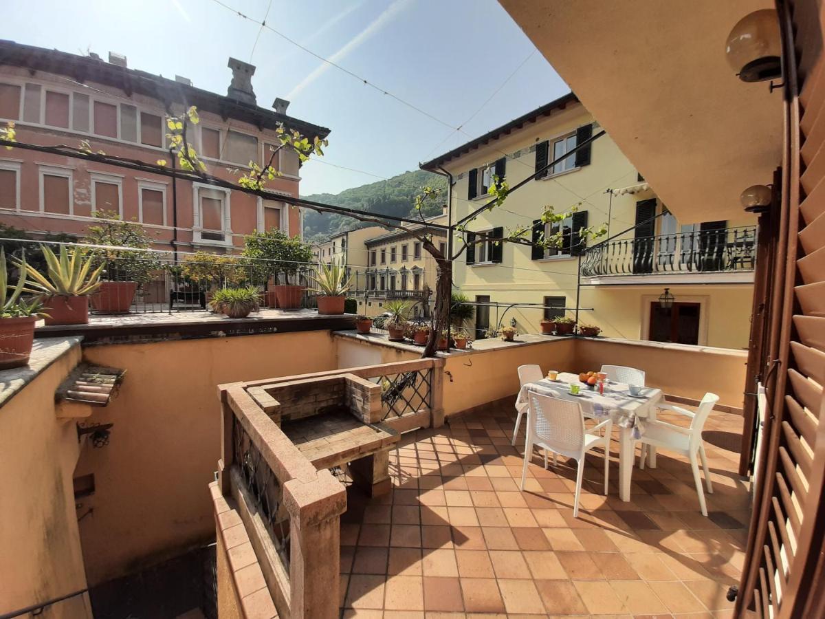 Appartement Casa Castel à Gargnano Extérieur photo